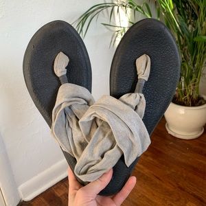 Sanyo Grey Sandals - sz. 9